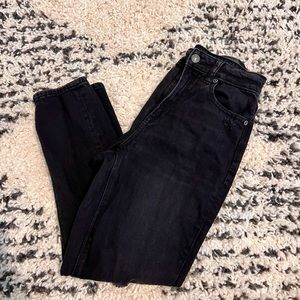 Black American Eagle jeans